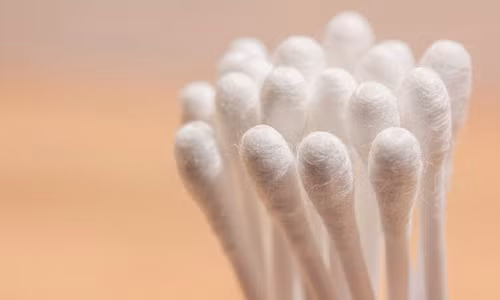 Su dung bong tam co the gay diec cho tre nho