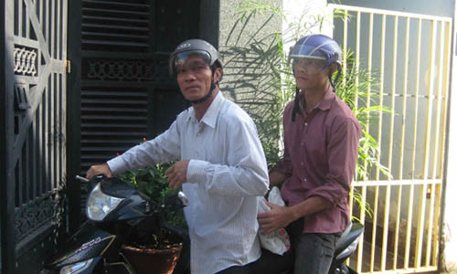 Nhau xong di ve sinh va bong dung... thanh cuop