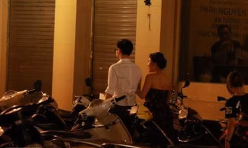 Van Mai Huong lan dau he lo gia the ban trai