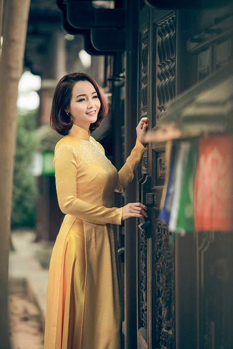 Mai Thu Huyền Vẫn là cô Trúc ngày nào, dường như thời gian không làm cho nhan sắc của Mai Thu Huyền thay đổi mà ngày càng mặn mà, đằm thắm hơn ở tuổi 37.