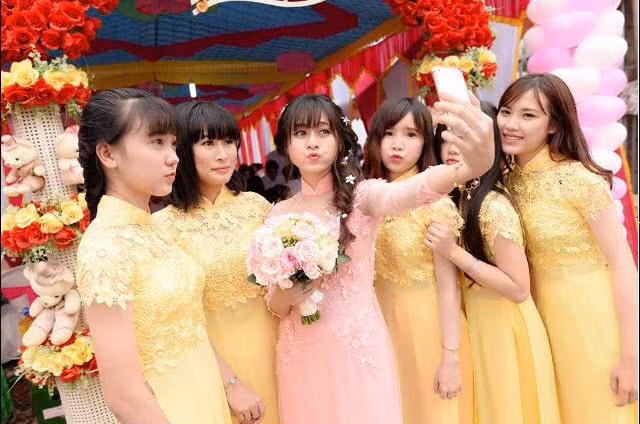 Ảnh cưới của cô giáo xinh như thiên thần vạn người mê.