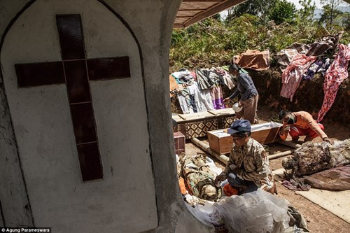 Nghi lễ Manene được tiến hành 3 năm một lần và trong 3 ngày.