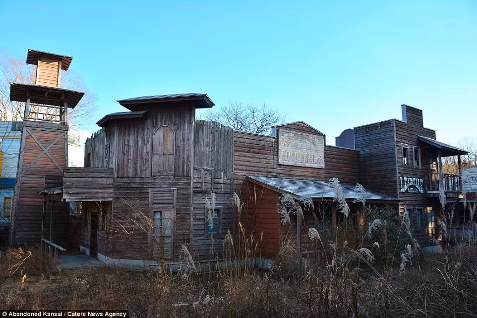 Công viên thông báo đóng cửa từ 6/12/2006 đến cuối tháng 3/2007 để bảo trì, nhưng sau đó không mở cửa đón khách trở lại.