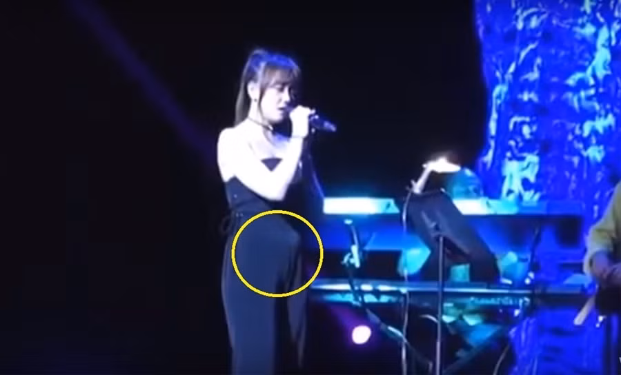 Vòng hai của Hari Won to bất thường khi nhìn nghiêng.