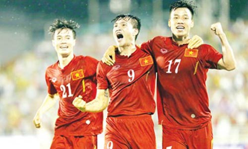 Le Cong Vinh, ngoi sao bi hat hui?