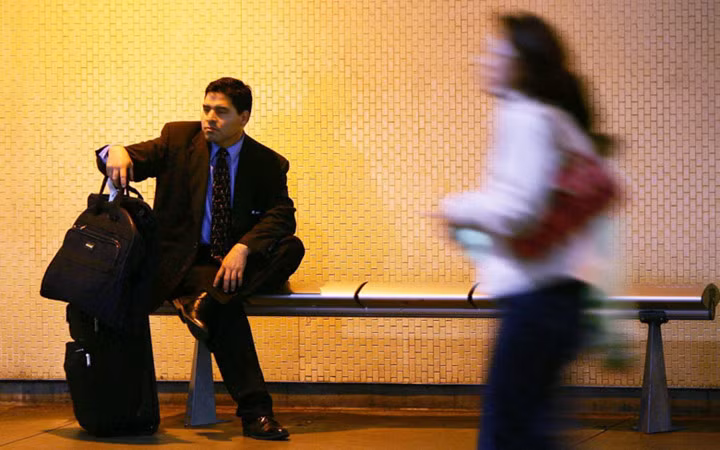 Dịch vụ du lịch trọn gói, từ đặt vé, đặt khách sạn, hoàn tất thủ tục visa…