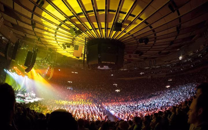 Dịch vụ chọn chỗ VIP trong các sự kiện lớn.