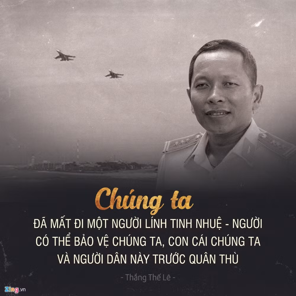 Hôm nay, ngày 20/6, lễ truy điệu đại tá Trần Quang Khải diễn ra tại thành phố Vinh (Nghệ An) trong sự tiếc thương của người thân, gia đình, bạn bè. Trang cá nhân Thắng Thế Lê đăng tải bức ảnh anh Khải chụp khi bay qua Trường Sa và khẳng định, chúng ta đã mất đi một người lính tinh nhuệ. "Mất mát này lớn quá. Kính tiễn anh!".