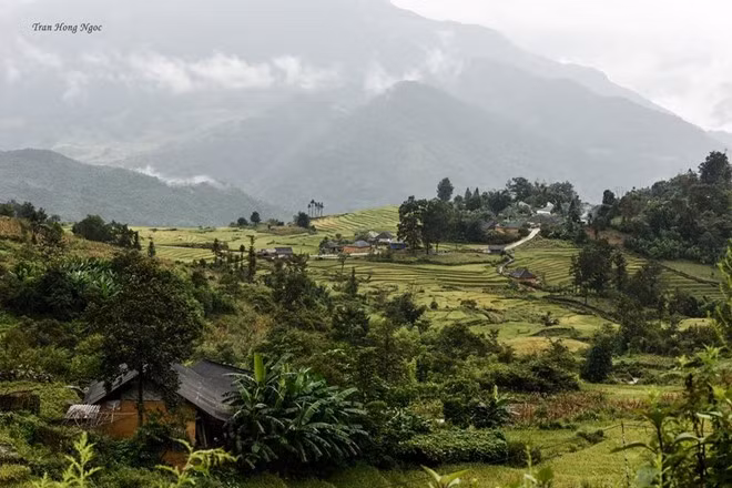 Điều tôi thích nhất khi đến đây là sự bình yên, mộc mạc và chân chất của đồng bào dân tộc. Y Tý hiện ít bị du lịch hóa so với một số nơi miền núi phía Bắc.