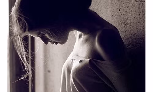 Xot canh me chong bien me de lam giup viec suot 6 nam