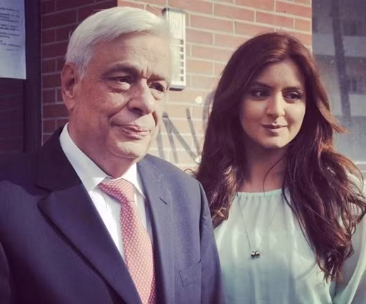 Không chỉ được vua cha ưu ái ban cho số tài sản “choáng ngợp”, Mahra còn sở hữu dung nhan “sắc nước hương trời” khiến mọi người choáng ngợp. Cô còn là vận động viên karate và taekwondo từng đại diện cho các Tiểu vương quốc Ả-rập thống nhất tại Đại hội thể thao châu Á 2006 và thắng huy chương bạc hạng mục 60kg karate nữ. Ảnh: Internet