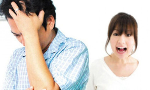 Về ở với nhau rồi tôi mới phát hiện ra, cô ấy có tính hay ghen tuông vô lối. Ảnh minh họa.