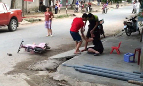 Truy sat kinh hoang, nam thanh nien bi chem gan lia tay