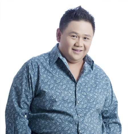 Minh Béo Cư dân mạng đầu năm 2014 xôn xao thông tin diễn viên hài Minh Béo bị tố quấy rối nghệ sĩ mới vào nghề có tên N.H. Người này cho biết tới công ty của Minh Béo tìm kiếm cơ hội nhưng đã bị lợi dụng và đề nghị quan hệ. Không lâu sau đó, ca sĩ Hoàng Tôn tiết lộ từng nghe các đồng nghiệp phàn nàn về giới tính và hành vi quấy rối của Minh Béo. Trước những cáo buộc này, diễn viên hài khá bình tĩnh chia sẻ: “Nói phải có sách mách phải có chứng. Nếu bạn có bằng chứng, tôi xin mời bạn đưa ra, còn nếu không, đừng bao giờ buộc tội người khác”. Ngày 28/3/2016, Minh Béo bị cảnh sát Mỹ bắt giữ nghi là do quấy rối trẻ em.