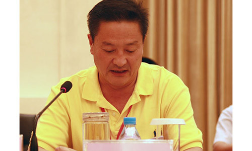 Cuoc song be tha, thac loan cua lanh dao toa an TQ