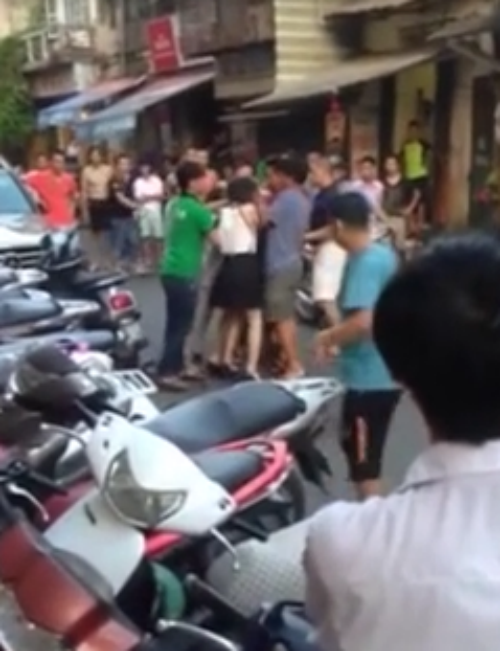 Nhung vu danh ghen dinh dam rung dong nhat nam 2015-Hinh-5