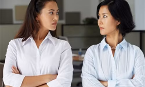 La thu em chong gui chi dau gay soc