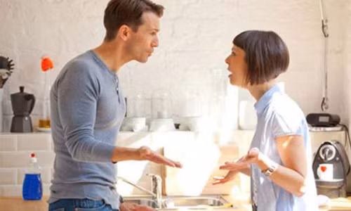 Vo chong tien nong ranh rot den muc kiet, con gi hanh phuc?