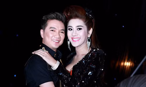 Nguoi phu nu “dac biet” hieu Dam Vinh Hung den tung “chan to ke toc“