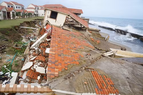 Quang Nam Song bien danh sap hang chuc biet thu nghi duong-Hinh-5