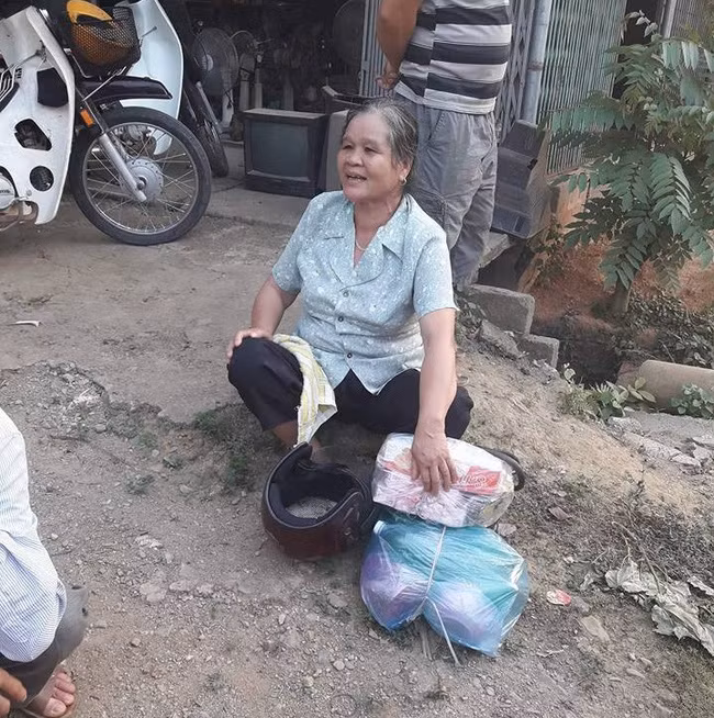 Hy huu ong lao danh roi vo giua duong va cai ket...-Hinh-3