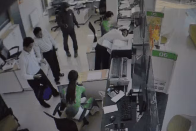 Thuc hu dong co cua vu cuop ngan hang tai Tra Vinh