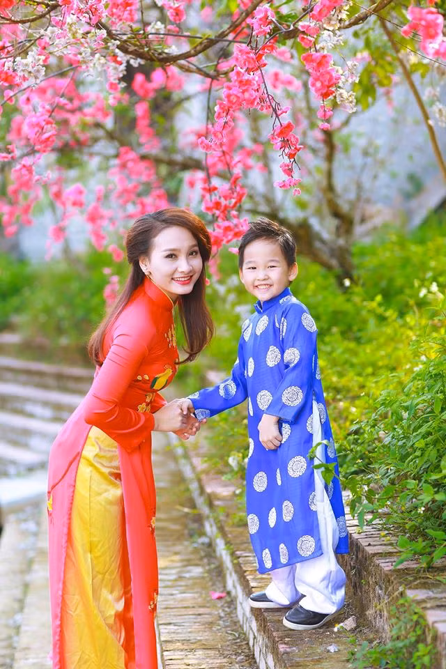 Bảo Thanh và chồng đã có một cậu con trai kháu khỉnh, đáng yêu. Nữ diễn viên rất hài lòng với cuộc sống gia đình.