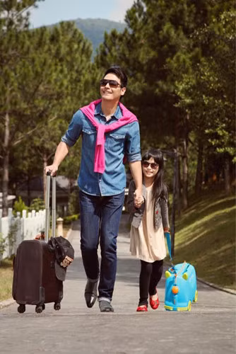 Phan Anh và con gái lớn tên Bo khi tham gia chương trình "Bố ơi, mình đi đâu thế?".