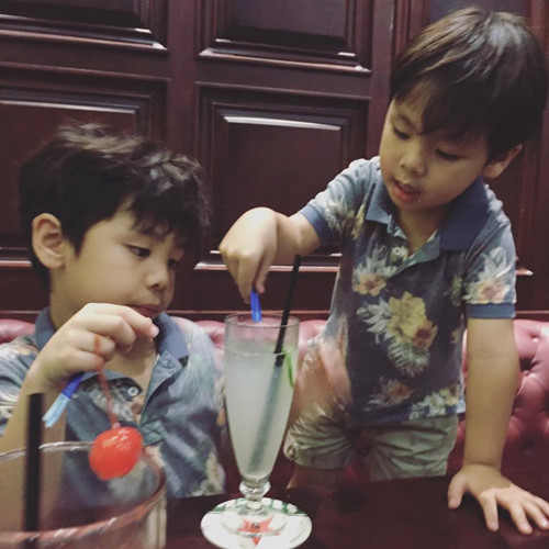 Hai cậu con trai đáng yêu của Phan Anh.