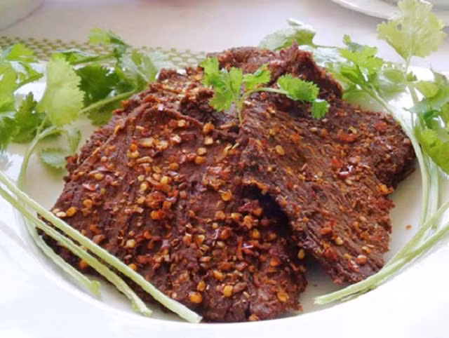 Cach lam thit bo kho tu thit lon an mai khong chan-Hinh-4