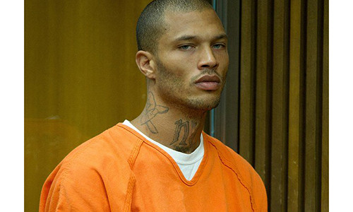 Tu nhan dep trai nhat hanh tinh lam nguoi mau