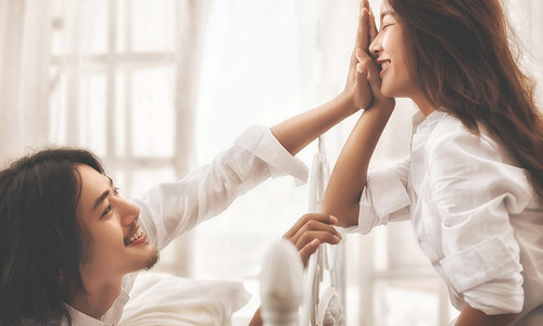 Dù tốt hay xấu, những thói quen trước khi đi ngủ của bạn được hình thành sẽ tác động lên mối quan hệ của bạn. Thật may nếu đó là những thói quen tốt, ngược lại… bạn sẽ cảm thấy ân hận về những điều nhỏ mà bạn vô tâm mắc phải. (Ảnh minh họa) Dù tốt hay xấu, những thói quen trước khi đi ngủ của bạn được hình thành sẽ tác động lên mối quan hệ của bạn. Thật may nếu đó là những thói quen tốt, ngược lại… bạn sẽ cảm thấy ân hận về những điều nhỏ mà bạn vô tâm mắc phải. (Ảnh minh họa)