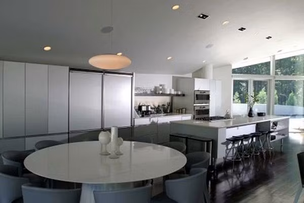 Nội thất hiện đại của căn biệt thự được coi là 'kiến trúc của tương lai'.