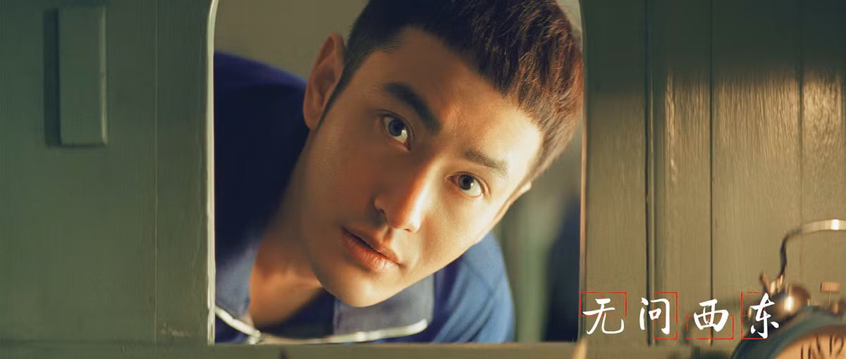 Co gi trong bom tan Hoa ngu quy tu ca “bau troi sao” hang A?-Hinh-3