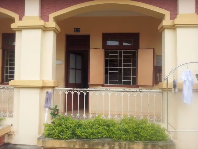 Chuyện tình cảm động của cặp vợ chồng khuyết tật già - Hình 3 Chuyen tinh cam dong cua cap vo chong khuyet tat gia-Hinh-3