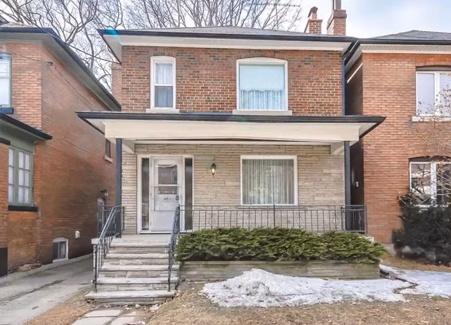 Hoa mat voi noi that trong nha co cua cu ba 96 tuoi