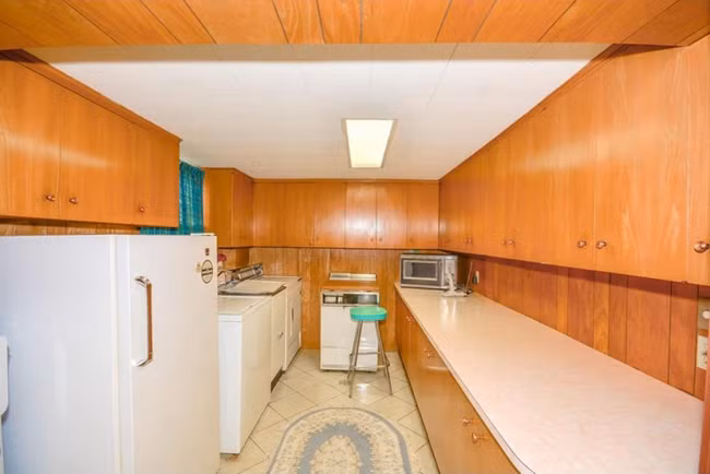 Phòng giặt đồ lớn “như ngoài tiệm”.