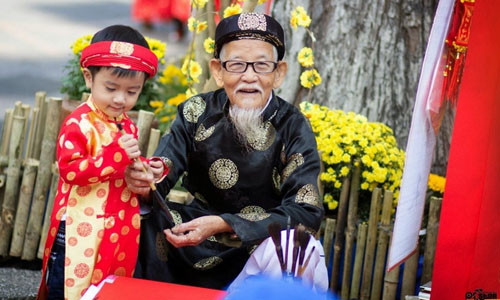 Chon huong xuat hanh tot nam Dinh Dau 2017