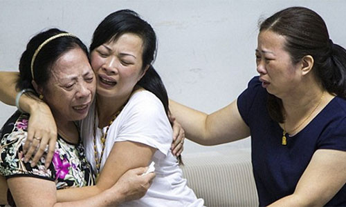 39 nam that lac con gai o cach xa chua day 1km