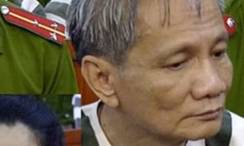 Giai ma noi am anh trum giang ho Nam Cam