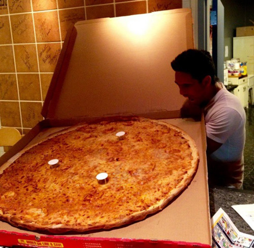 Nhờ vào vốn thành tích và gia thế “khủng” như vậy, Siddharth Mallya giành về cho mình một loạt giải thưởng sáng giá hơn bất cứ chàng trai Ấn Độ nào, như Người đàn ông phong cách nhất Ấn Độ năm 2011 và 2012, Cử nhân quyến rũ nhất Ấn Độ năm 2012 hay các giải thưởng vinh danh và cống hiến trong sự nghiệp kinh doanh hàng đầu của hội các nhà lãnh đạo doanh nghiệp Ấn Độ.