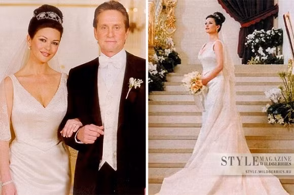 Chiếc váy xẻ cổ sâu của Catherine Zeta-Jones mặc trong đám cưới với Michael Douglas năm 2000 có giá 140.000 USD (~ 3,1 tỷ đồng). Chiếc váy thuộc thương hiệu Christian Lacroix.