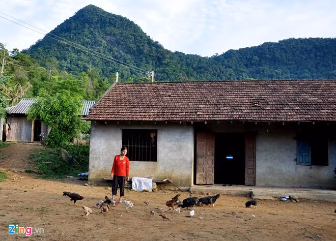 Tiềm năng du lịch sinh thái núi Cà Đam to lớn, nhưng đường sá còn cách trở. Tỉnh Quảng Ngãi sẽ đầu tư hai tuyến đường giao thông lên núi. Tuyến đường nối từ đường thị trấn Di Lăng - Trà Trung đi thôn Quế, xã Trà Bùi dài hơn 3 km, với tổng vốn đầu tư 30 tỷ đồng.
