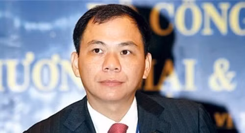 Dai gia Viet va nhung chuyen tinh “tat be Dong cung can“