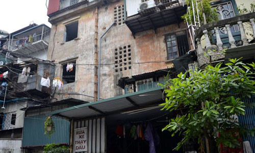 Những khu nhà lụp xụp có giá hàng tỷ đồng.