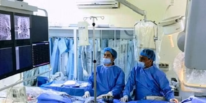 Cuu song ca benh chua tung co trong lich su