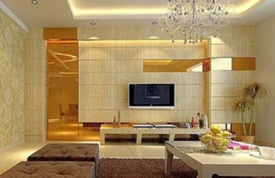 Thành công trong cả sự nghiệp diễn xuất và kinh doanh. Phạm Băng Băng không ngừng gia tăng số tài sản của mình. Thậm chí, cô từng tuyên bố thẳng với báo giới: “Tôi không cần đại gia, bởi vì bản thân tôi đã là một đại gia”.​ Ước tính hiện nay, tiền mặt của cô có hơn 1.066 tỉ đồng, cộng với cổ phiếu, bất động sản và xe hơi. Biệt thự đầu tiên của Phạm Băng Băng ở Sơn Đông, Trung Quốc. Không gian sống được thiết kế nội thất sang trọng và hiện đại, có sự giao thoa Đông Tây.