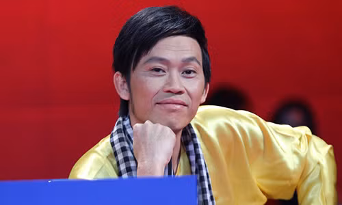 Hoai Linh bat ngo up mo mot nua cua doi minh