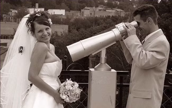 Anh "soi" cho kĩ vào nhé, sau hối hận là không kịp đâu đấy.