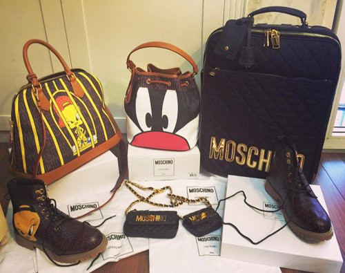 "Thích khá nhiều thương hiệu, nhưng Hermès, Chanel và Moschino lúc nào cũng chiếm được nhiều cảm tình của tôi nhất" - Hà Giang chia sẻ. Và tính sơ sơ bộ sưu tập Moschino của cô cũng đáng giá hơn 100 triệu đồng.